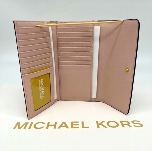 Michael Kors Trifold Wallet Powder Blush Leather - Picture 7 of 8